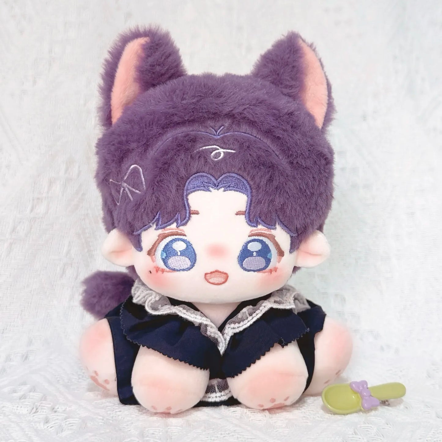 Lavender Whisper Cat shaped sitting plush toys 20cm